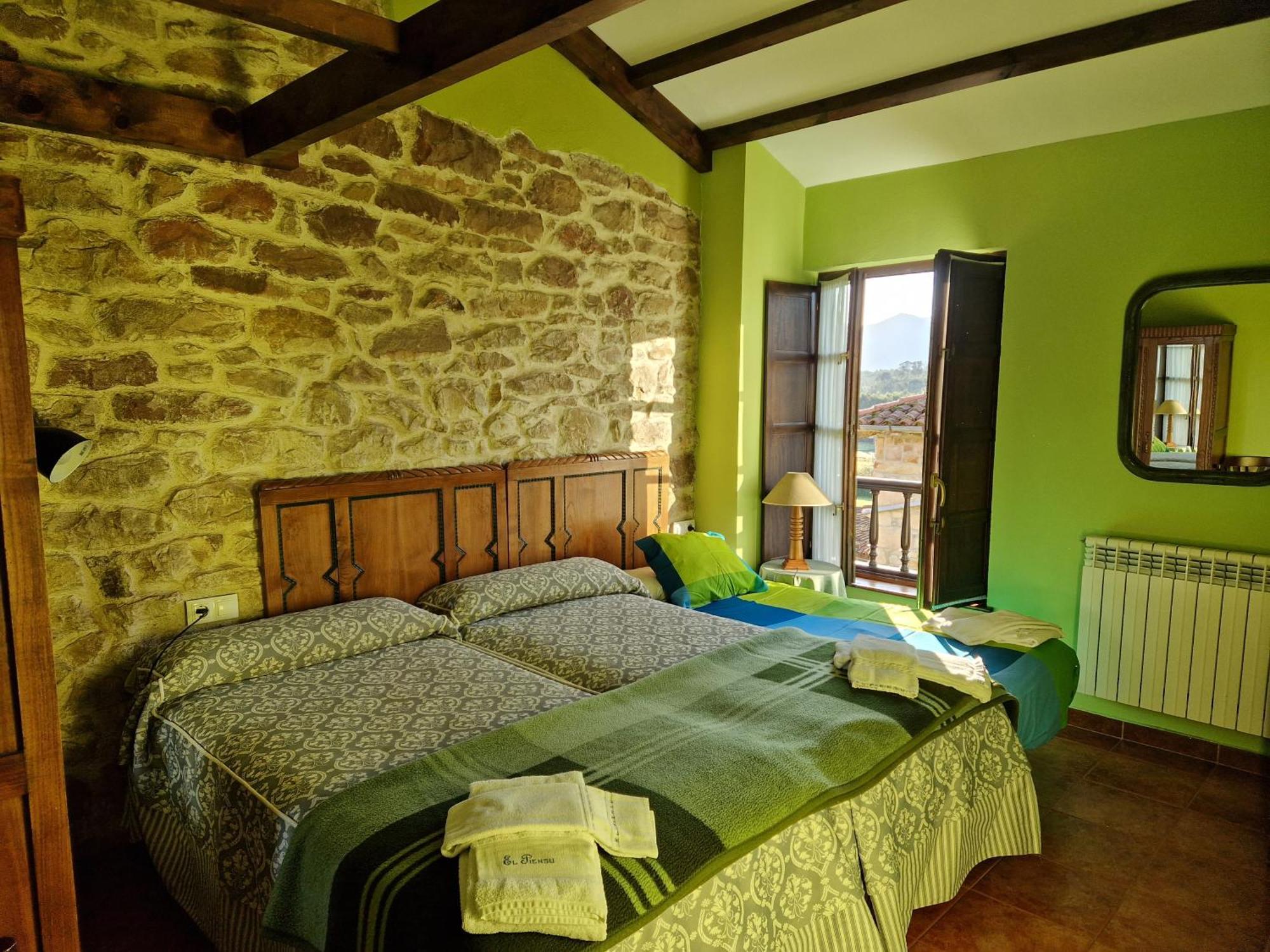 Turismo Rural El Piensu Villaviciosa  Room photo